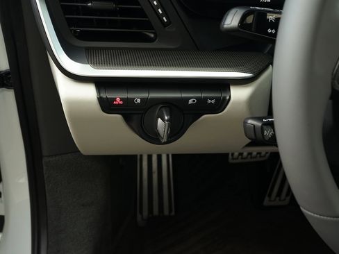 Used 2024 Porsche 911 Turbo S image 24