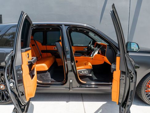 Used 2021 Rolls-Royce Cullinan AWD/4WD image 57