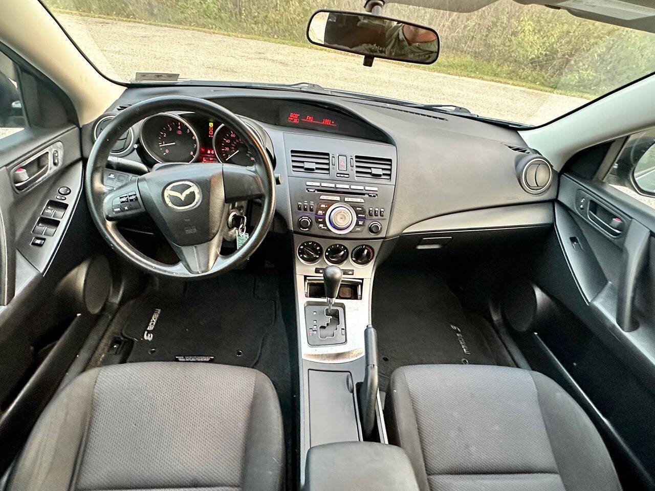 Used 2011 MAZDA MAZDA3 i Sport FWD image 13