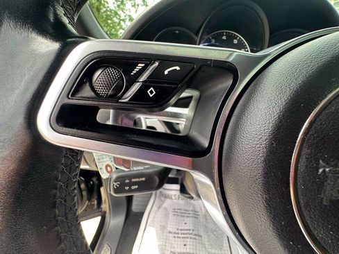 Used 2017 Porsche Cayenne AWD/4WD image 15
