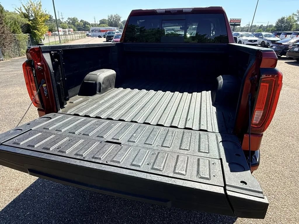 Used 2024 GMC Sierra 1500 Denali AWD/4WD image 16