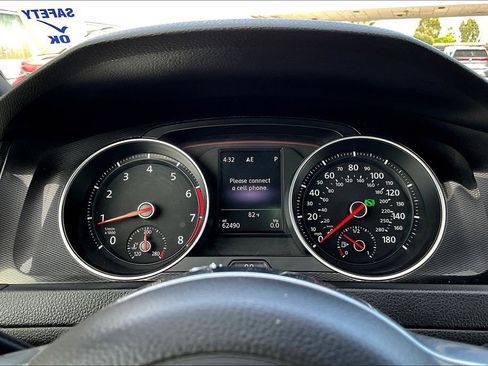 Used 2016 Volkswagen GTI SE w/ Lighting Package (SEL) image 10