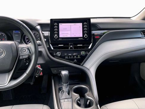 Certified 2023 Toyota Camry SE image 6