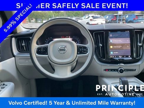 Certified 2024 Volvo XC60 B5 Core AWD/4WD image 22
