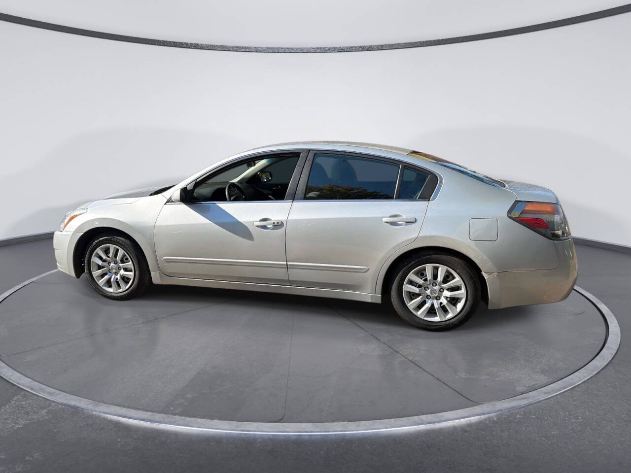 Used 2012 Nissan Altima 2.5 S FWD image 4