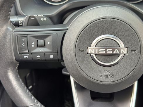 Used 2024 Nissan Rogue SV w/ SV Premium Package FWD image 20