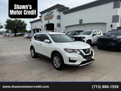 Used 2018 Nissan Rogue SV w/ Premium Package