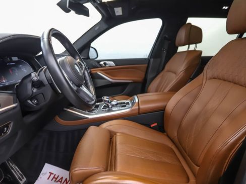 Certified 2022 BMW X7 M50i image 11