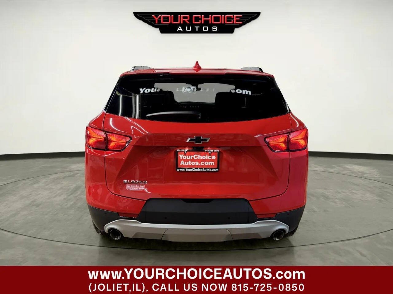 Used 2022 Chevrolet Blazer LT w/ Sound & Technology Package FWD image 4
