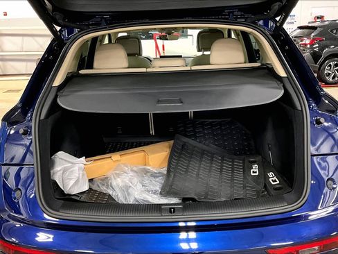 Used 2023 Audi Q5 2.0T Premium w/ Convenience Package image 33