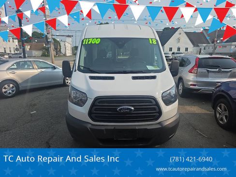 Used 2018 Ford Transit 250 148 Medium Roof RWD image 1