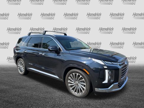 Used 2024 Hyundai Palisade Calligraphy AWD/4WD image 2