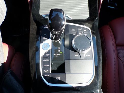 Certified 2023 BMW X4 xDrive30i w/ M Sport Package image 17