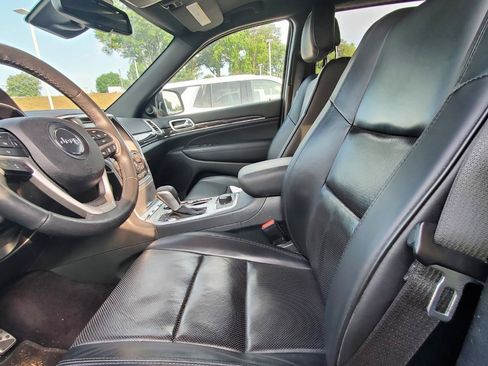 Used 2016 Jeep Grand Cherokee High Altitude AWD/4WD image 3