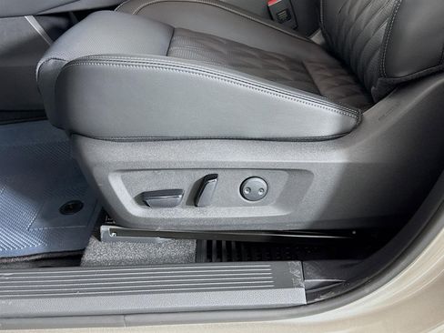 New 2026 Nissan Rogue Platinum AWD/4WD image 21