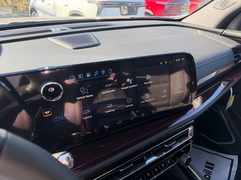 New 2026 Chevrolet Traverse Z71 w/ Enhanced Driving Package AWD/4WD image 17
