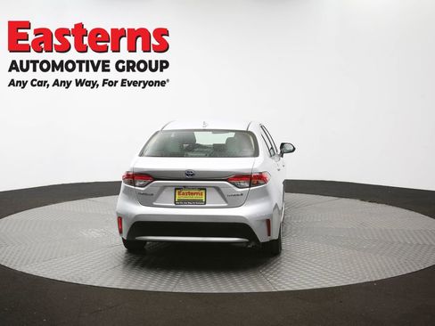 Used 2021 Toyota Corolla LE w/ Carpet Mat Package (TMS) image 36