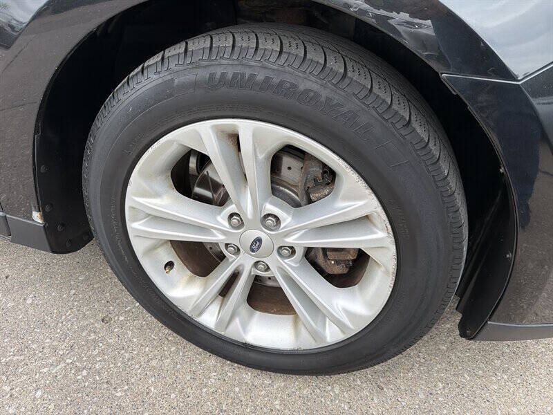 Used 2013 Ford Taurus SEL FWD image 8