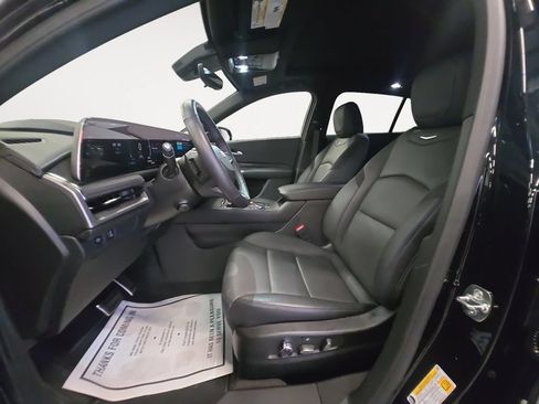 Used 2025 Cadillac XT4 Sport AWD/4WD image 11