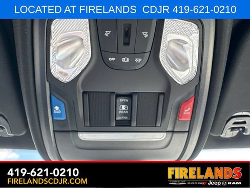 Used 2022 RAM 1500 Big Horn AWD/4WD image 32