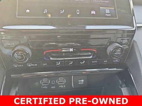 Used 2023 Jeep Grand Cherokee Laredo image 21