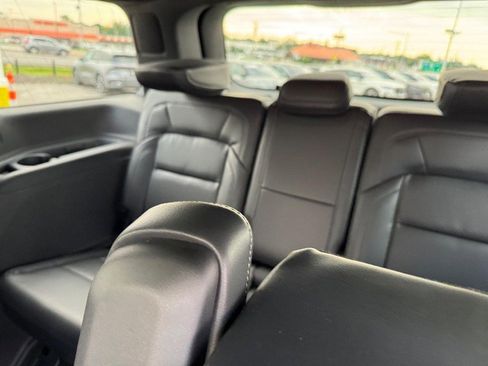 New 2025 Lincoln Navigator Reserve w/ Jet Appearance Package image 13