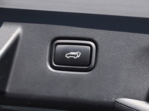 Used 2024 Hyundai Tucson Limited image 24