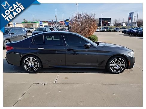 Used 2017 BMW 530i xDrive image 7