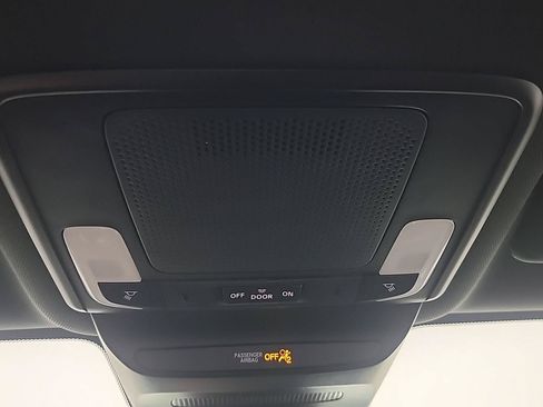 Certified 2024 Honda HR-V Sport image 30