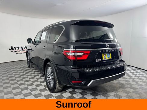 Used 2024 Nissan Armada SL w/ Captain's Chairs Package image 9