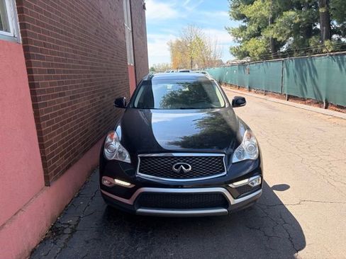 Used 2017 INFINITI QX50 AWD image 2