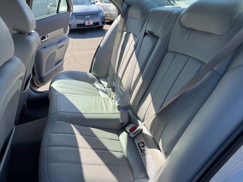 Used 2004 Lincoln LS image 22