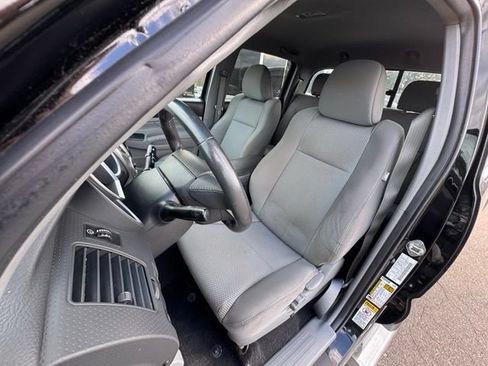 Used 2014 Toyota Tacoma 4x4 Double Cab w/ TRD Sport Package image 9