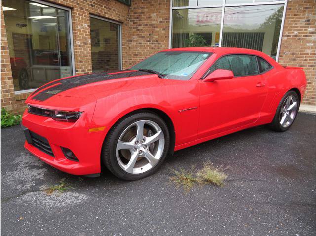 Used 2014 Chevrolet Camaro SS w/ RS Package RWD image 1