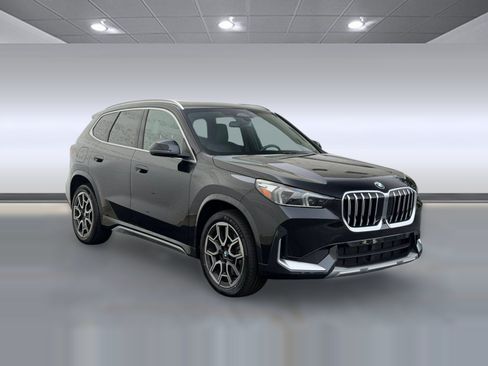 Used 2025 BMW X1 xDrive28i AWD/4WD image 7
