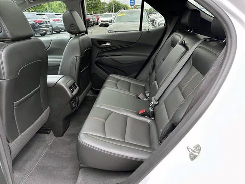 Used 2023 Chevrolet Equinox Premier AWD/4WD image 14