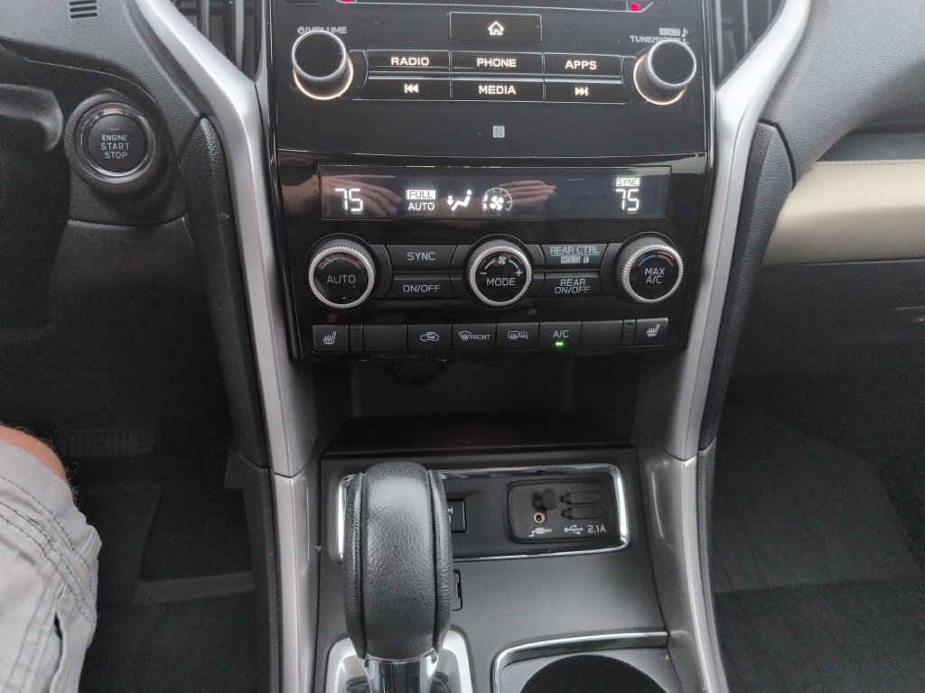 Used 2020 Subaru Ascent Limited AWD/4WD image 18