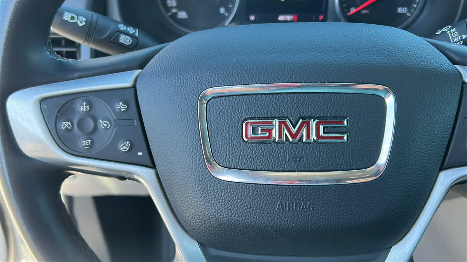 Used 2023 GMC Terrain SLT AWD/4WD image 19