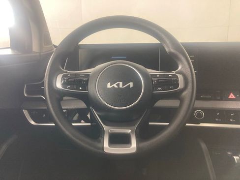 Certified 2025 Kia Sportage LX AWD/4WD image 6
