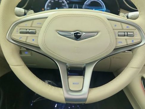 Used 2025 Genesis Electrified GV70 Advanced w/ Prestige Package image 41