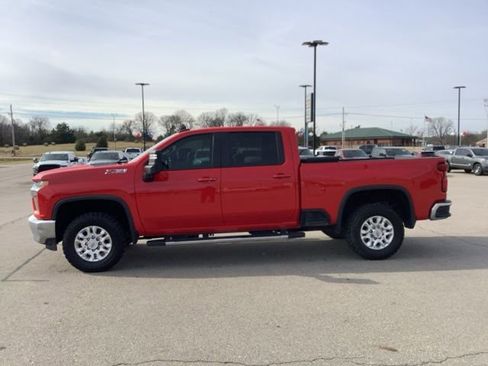 Used 2023 Chevrolet Silverado 2500 LT w/ Convenience Package image 4