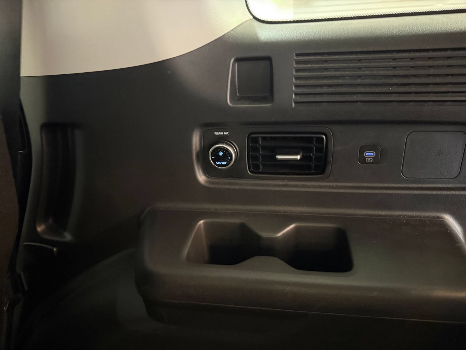 Used 2026 Hyundai Santa Fe SEL FWD image 24