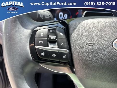 Used 2025 Ford Explorer Platinum RWD image 23