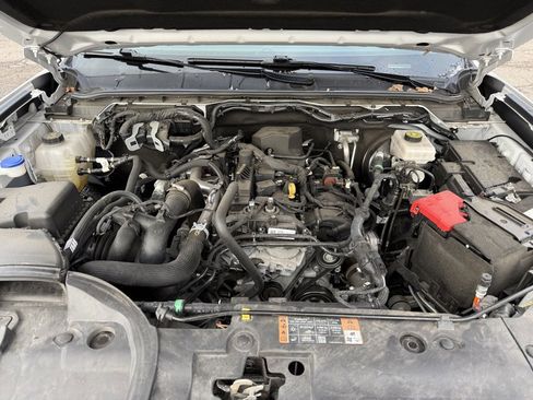 Used 2024 Ford Ranger XL image 12