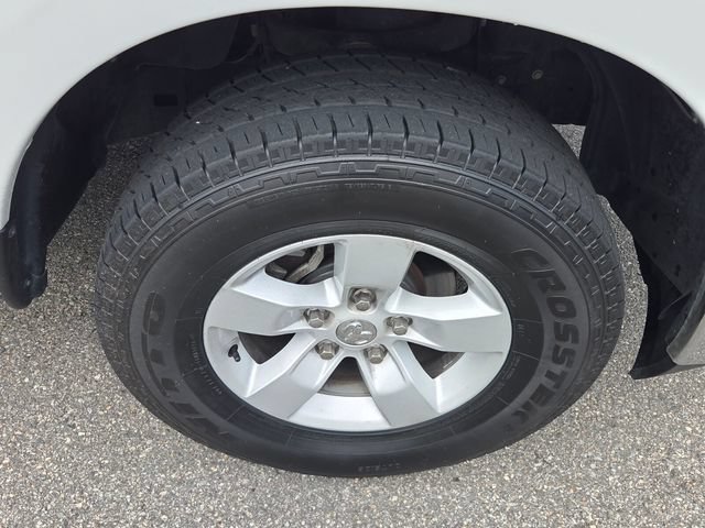 Used 2023 RAM 1500 Classic SLT w/ Electronics Group AWD/4WD image 16