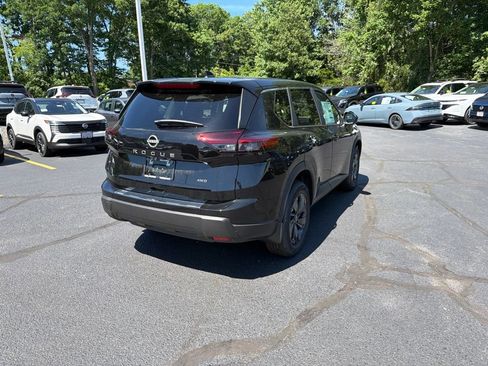 New 2026 Nissan Rogue SV w/ Cold Weather Package AWD/4WD image 6