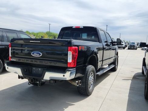 Used 2018 Ford F350 Lariat w/ Lariat Ultimate Package AWD/4WD image 2