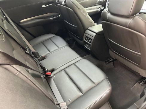 Used 2019 Cadillac XT4 Premium Luxury AWD/4WD image 8