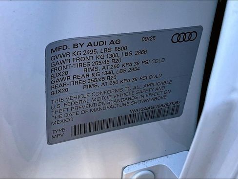 New 2025 Audi Q5 Premium Plus image 8