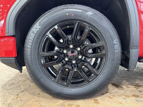 Used 2022 GMC Sierra 1500 Elevation image 10